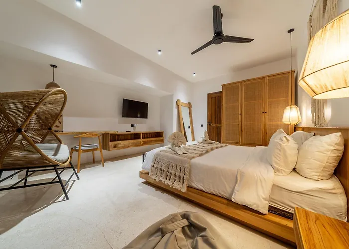 Garden Heights - Panoramic Jungle With Pool & Outdoor Lounge Villa